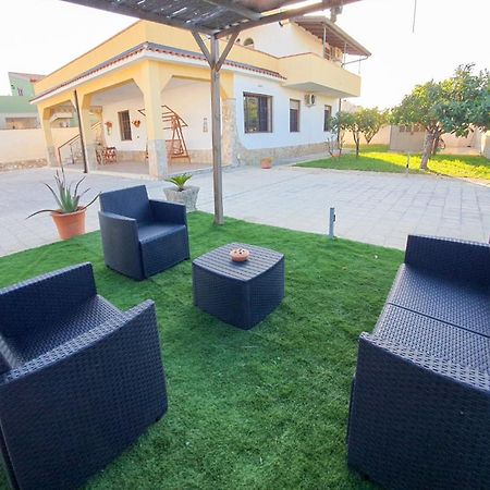 Villa La Sosta - 150M Dal Mare - Patio Privato E Areal Relax Arenella  Buitenkant foto