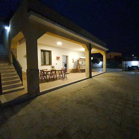 Villa La Sosta - 150M Dal Mare - Patio Privato E Areal Relax Arenella  Buitenkant foto