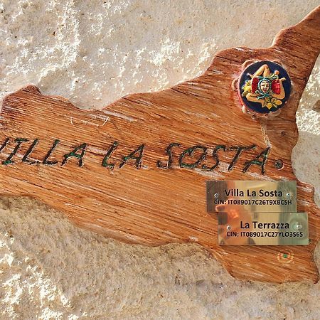 Villa La Sosta - 150M Dal Mare - Patio Privato E Areal Relax Arenella  Buitenkant foto